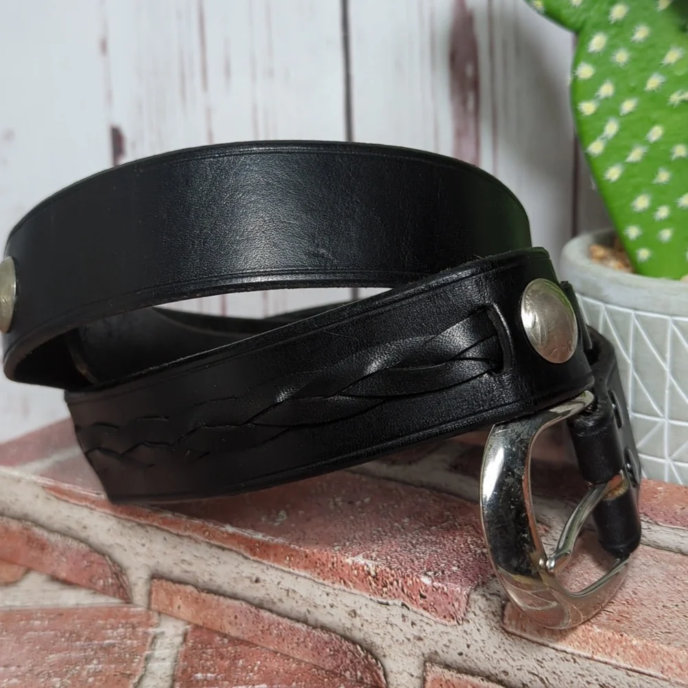 Vintage Full‎ Grain Black Leather Belt with Buffalo Nickel Conchos Southwest 46